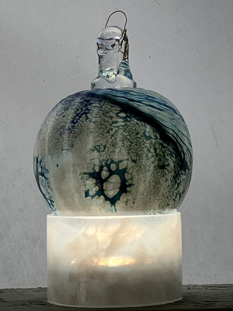 Boule de Noël BLEU-VERT en verre soufflé 4 Boule de Noël BLEU-VERT en verre soufflé – Image 4