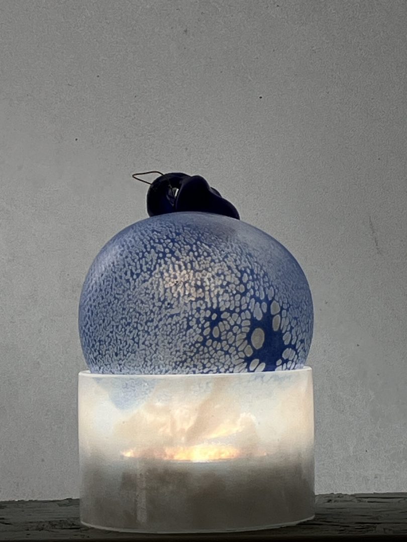 Boule de Noël BLEU en verre soufflé 2 Boule de Noël BLEU en verre soufflé – Image 2